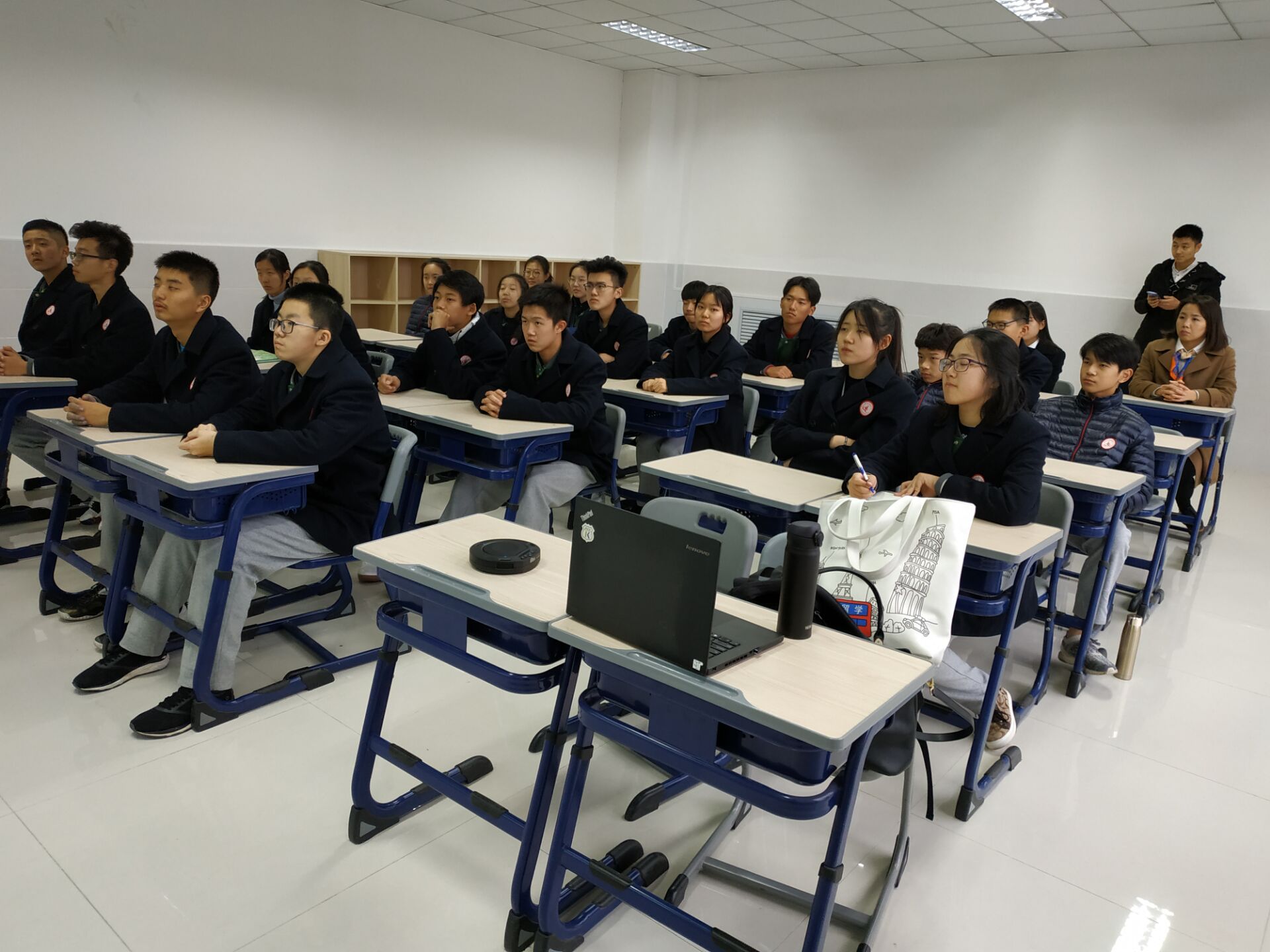 贝优国际携手英国拉夫堡大学走进济宁国际学校